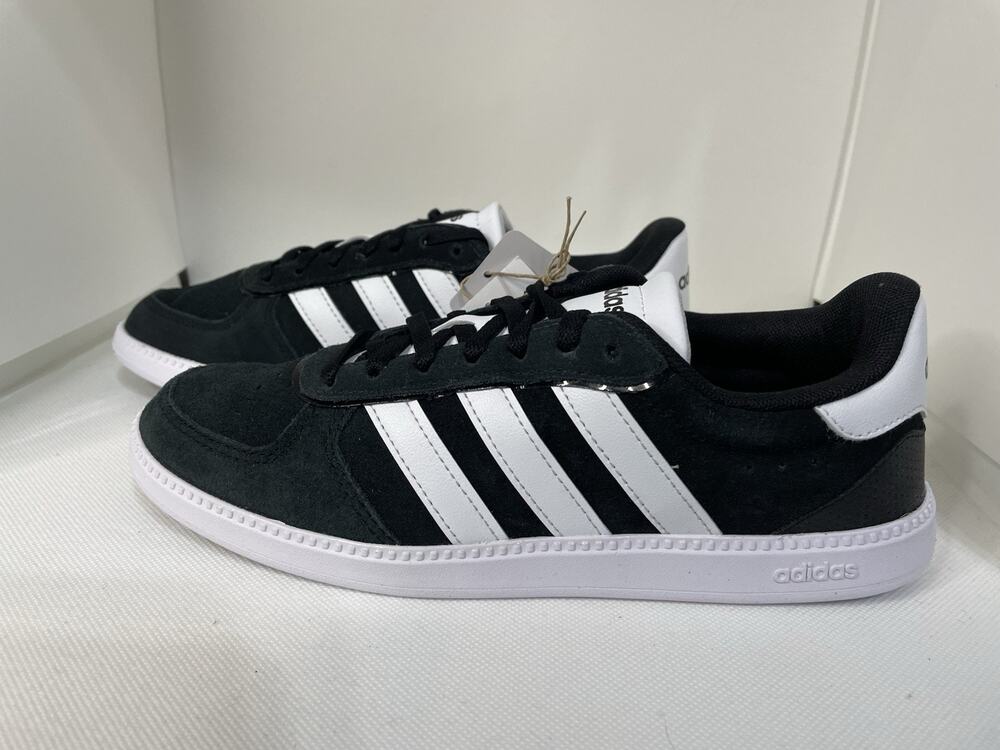 BNWT adidas Breaknet Sleek Black White Womens 6.5